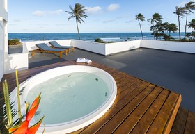 B Blue Beachouses