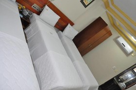 Central Hotel