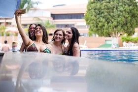 Garden Hotel & Resort