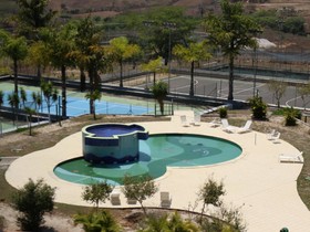 Garden Hotel & Resort
