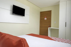 Hotel Kairos by OYO Rooms