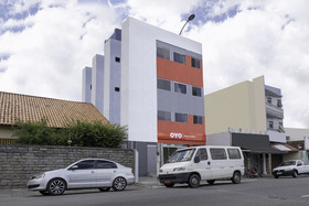 Hotel Kairos by OYO Rooms