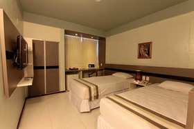 Hotel Serrano