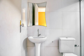 Hotel Malibu Candeias by OYO Rooms