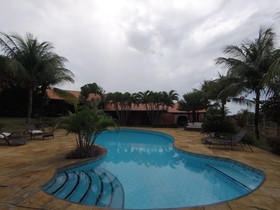 Kiwi Pousada & Lounge