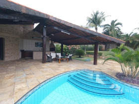 Kiwi Pousada & Lounge