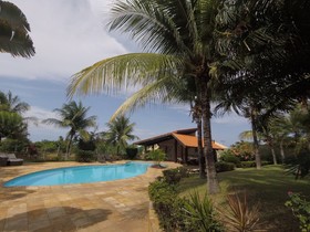 Kiwi Pousada & Lounge