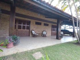 Kiwi Pousada & Lounge