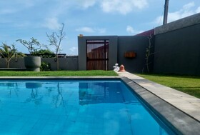 Outro Beach Club Hotel