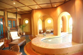 Dayo Hotel