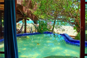 Dayo Hotel