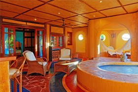 Dayo Hotel
