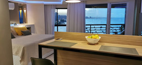 Iate Plaza Hotel