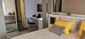 Iate Plaza Hotel