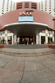 Iate Plaza Hotel