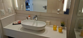 Iate Plaza Hotel
