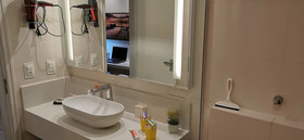 Iate Plaza Hotel