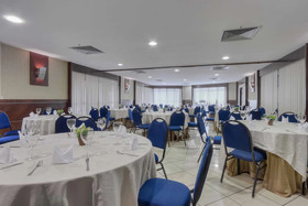 Iate Plaza Hotel
