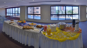 Iate Plaza Hotel