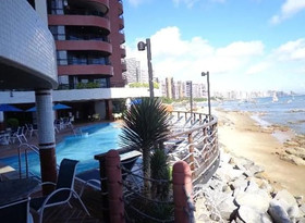Iate Plaza Hotel