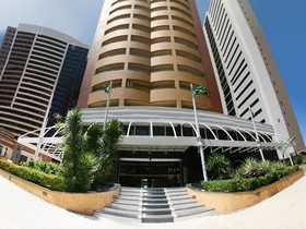 Plaza Praia Suites