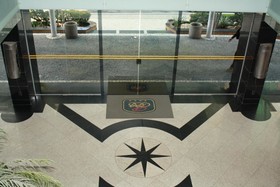 Plaza Praia Suites