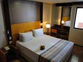 Plaza Praia Suites