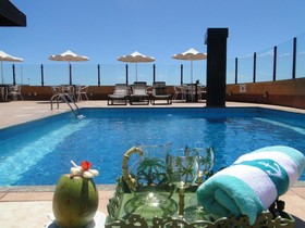 Plaza Praia Suites