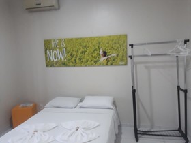 Praia Dos Amores Hostel