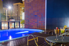 Praia Mansa Suíte Hotel