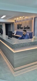 Hotel Place Jardin