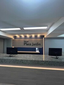 Hotel Place Jardin