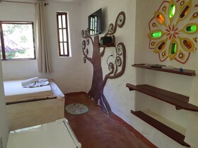 Imbassaí Eco Hostel Lujimba