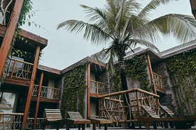 Apenunga Eco Hotel