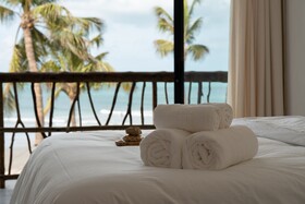 Apenunga Eco Hotel