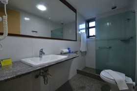 Littoral Hotel