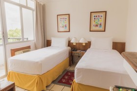 Xenius Hotel