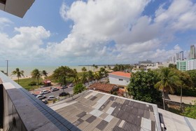 Xenius Hotel