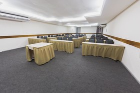 Xenius Hotel