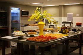 Malibu Plaza Hotel