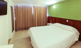 Malibu Plaza Hotel