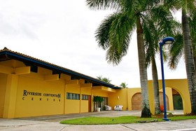 Riverside Hotel