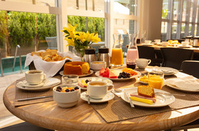 Flix Hotel