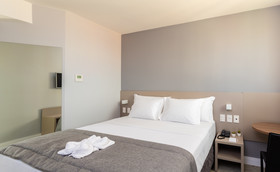 Flix Hotel