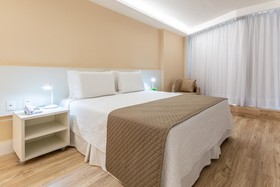 Hotel Brisa Suites