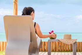 Wave Suites Hotel