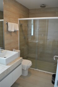 Wave Suites Hotel