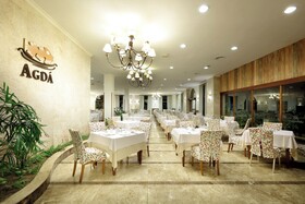The Signature Level at Grand Palladium Imbassai Resort & Spa