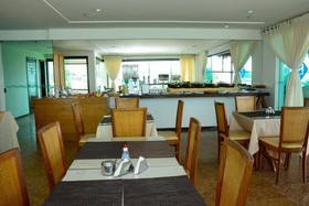 Araca Praia Flat