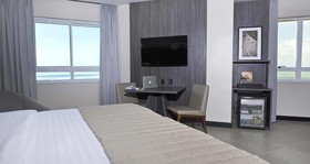 Golden Tulip Ponta Negra